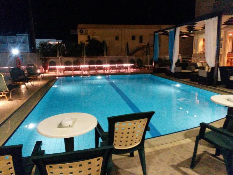 Zannis Hotel Réthymnon Extérieur photo